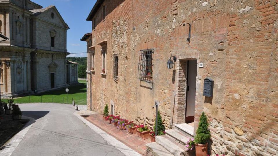 Alberto Charming Home
