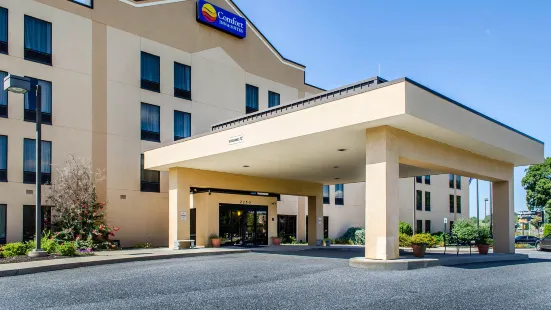 Comfort Inn & Suites York