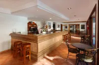 Bell Port Hotel - bar