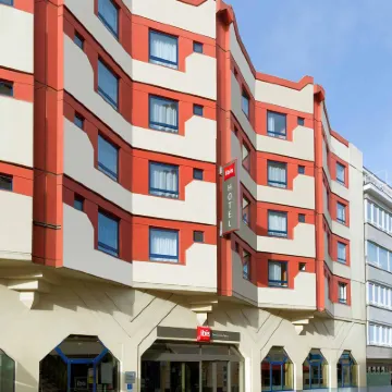 Ibis Gent Centrum Opera Hotels near Saint Michael's Bridge