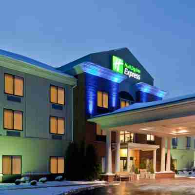 Holiday Inn Express Lordstown-Newton Falls/Warren Hotel Exterior