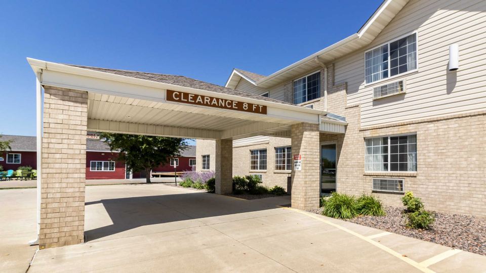 Quality Inn Marshall MN Near University