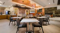 Mountain View Inn & Suites Hotels in Sundre