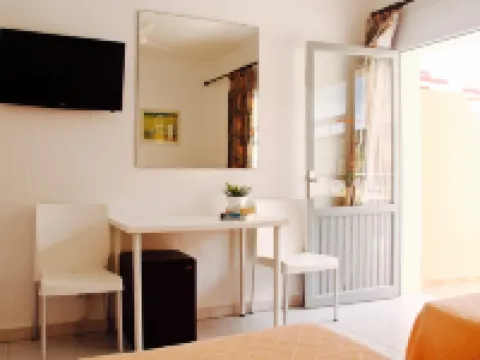 Hotel Gabarda Hotels in Palmanova