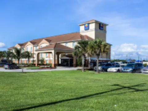 Quality Inn & Suites Houma Hotels in Houma