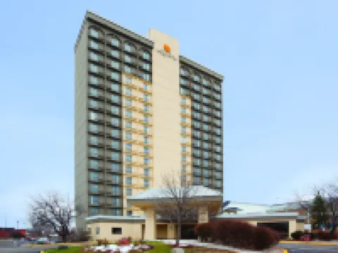 La Quinta Inn & Suites by Wyndham Minneapolis Bloomington W Hotels in Bloomington