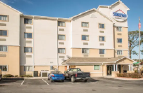 Suburban Studios Near Panama City Beach