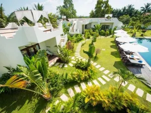 Navutu Dreams Resort & Wellness Retreat