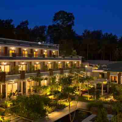 Purple Palms Resort & Spa Hotel Exterior