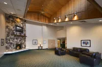 Northern Star Hotel & Convention Center Hotel di Slave Lake