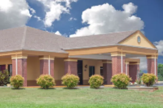 Days Inn by Wyndham Moulton Hotels in 