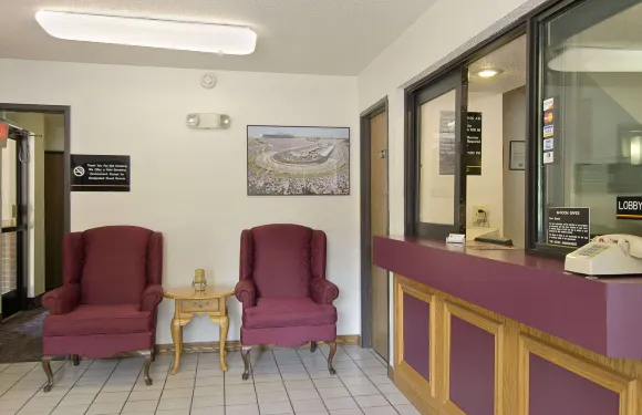 弗吉尼亞馬丁斯維爾酒店