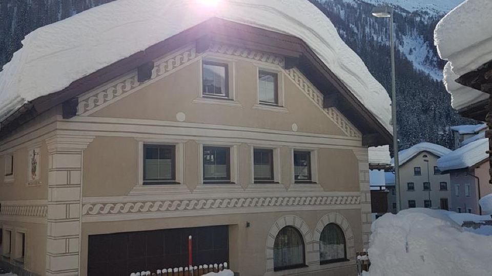 Haus am Brunnen
