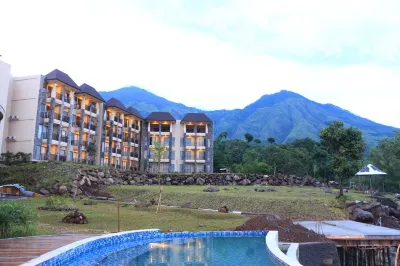 Baobab Safari Resort Hotel dekat Bengkel Harapan Jaya