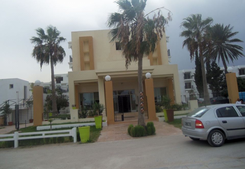 hotel overview picture