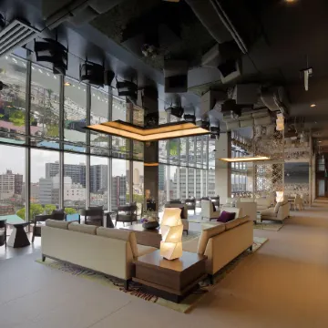 Via Inn Abeno Tennoji Отели рядом с достопримечательностью «Общественная баня Tatsumi Onsen»