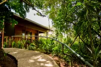Jaguarundi Jungle Lodge - Monteverde - con vistas a la montaña