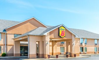 Super 8 by Wyndham Troy IL/St. Louis Area