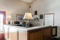 Econo Lodge & Suites Hotels in Cascade