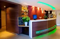 Kyriad Nantes Sud - Bouaye AÉROPORT Hotels in Bouguenais