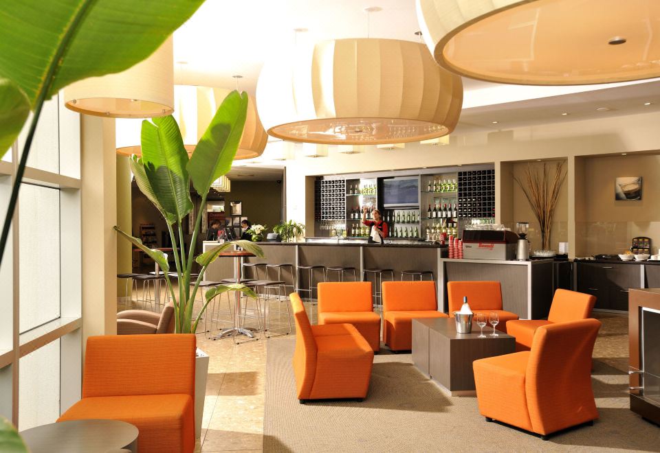 3. 이비스 맬버른 ..