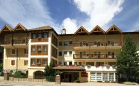 Hotel Villa Rosa Hotel a Campitello di Fassa