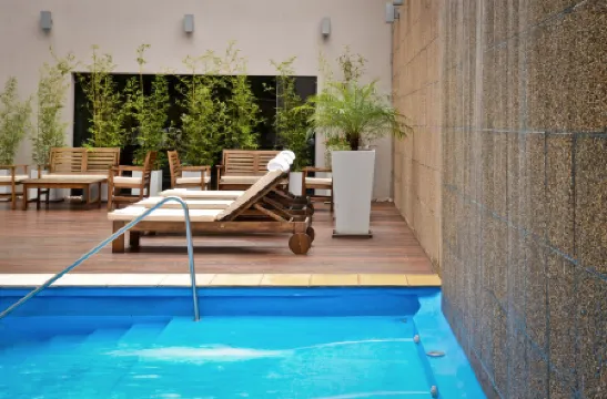 Hotel Urbano Posadas