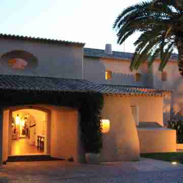 Vila Joya Hotel Exterior