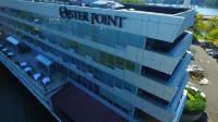 Oyster Point Hotel
