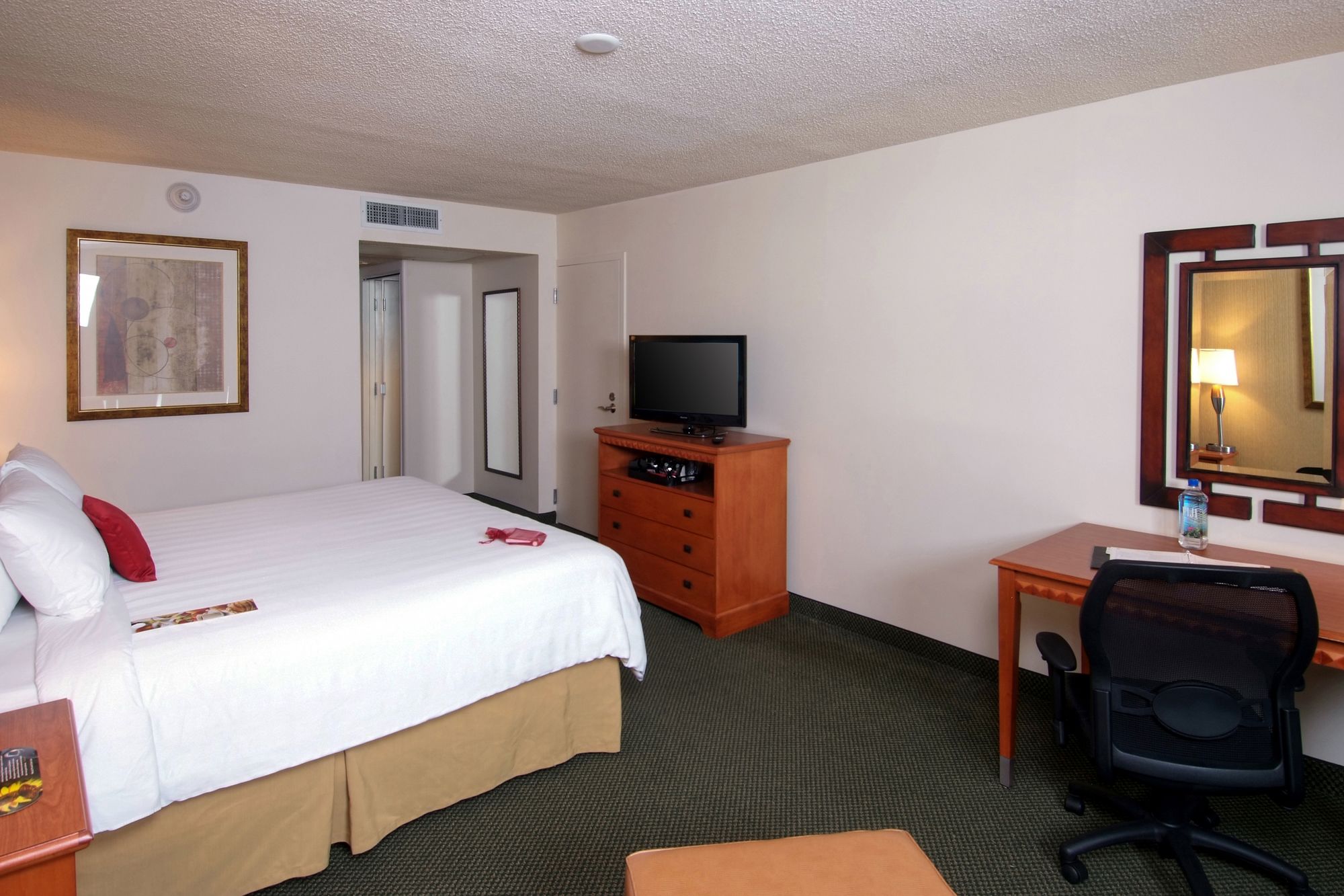 Radisson Hotel Lenexa Overland Park