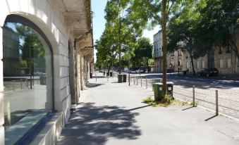 Bordeaux Locations - Jardin Public