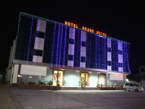 Grand Metro Hotel