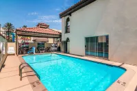 Rodeway Inn Regalodge - Pool