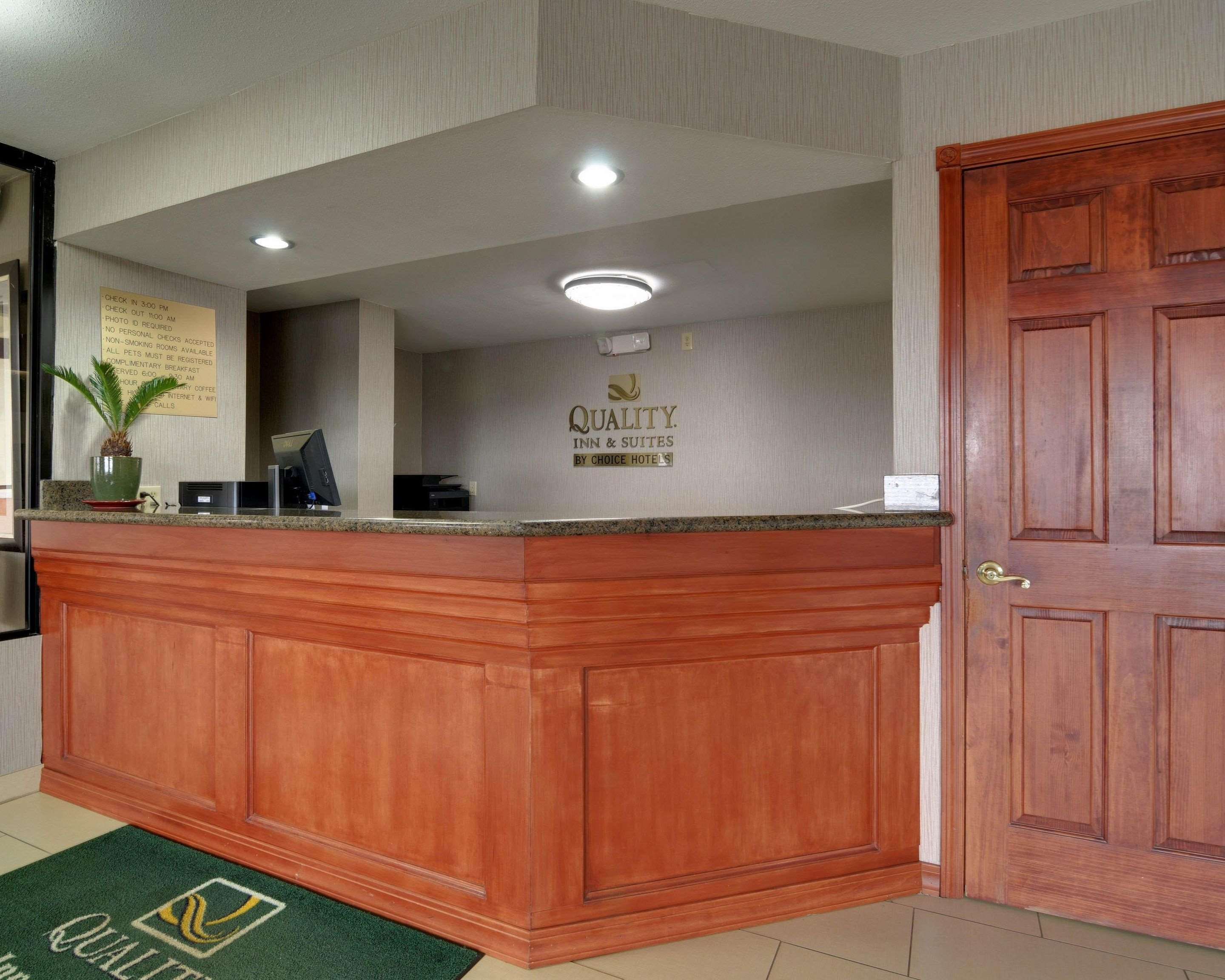 Quality Inn & Suites Clarksville