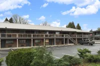 Art Infiniti Hotel Hotel in zona Maple Ridge Museum