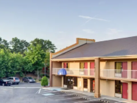 Rodeway Inn ノークロスのホテル