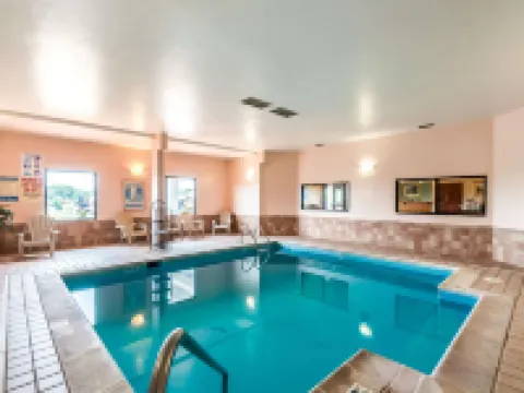 Econo Lodge Inn & Suites Middletown - Winchester South Hotels in Frederick County