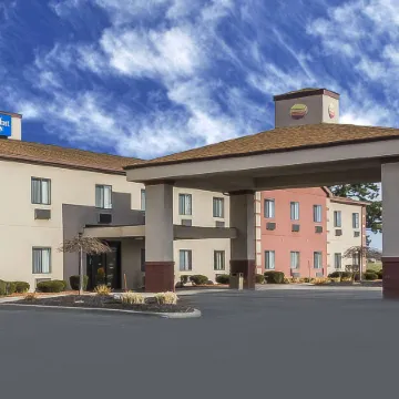 FairBridge Inn & Suites Batavia-Darien Amusement Park