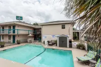 Quality Inn Goose Creek - Charleston Hotels in Berkeley County