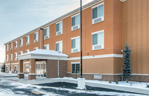 洲際 I94 號附近凱藝酒店