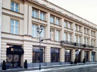 Hotel Royal & Spa Hotels near Historical Museum