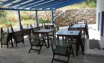 Adonis Hotel Naxos