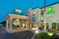 Holiday Inn Express & Suites Allentown Cen - Dorneyville Hotels in South Whitehall Township