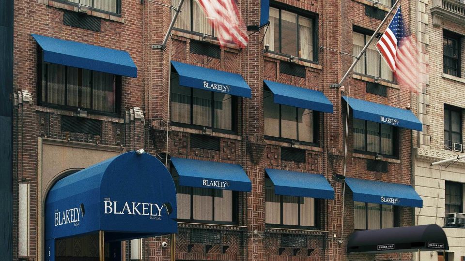 The Blakely by LuxUrban