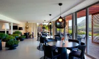 Clouds Estate - breakfast