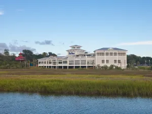Harborside at Charleston Harbor Resort and Marina