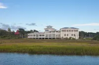 Harborside at Charleston Harbor Resort and Marina