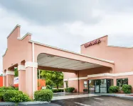 Econo Lodge Hotels near Alabama College of Osteopathic Medicine