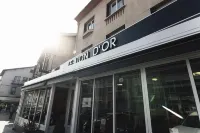 Hôtel Restaurant Le Lion d'Or Hotels in Villieu-Loyes-Mollon