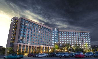 Renaissance Boulder Flatiron Hotel